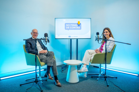Podcast No Final de Contas com V&iacute;tor Bento: O papel dos bancos na vida das fam&iacute;lias